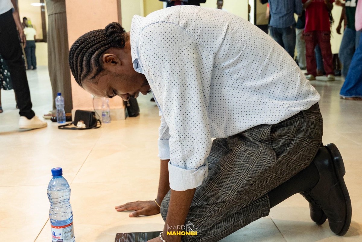 Jeunesse Parole du Salut Gombe tweet media