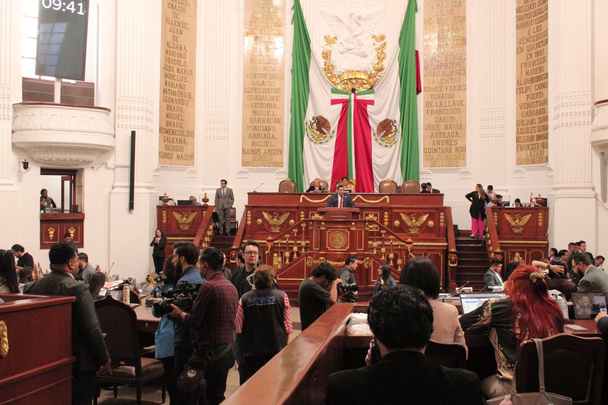 El cáncer infantil es la principal causa de muerte por enfermedad en niñas y niños. En México, se diagnostican 5,000 nuevos casos al año. No podemos seguir permitiendo que la falta de medicamentos y atención sea una sentencia. 

¡Es hora de actuar! 

#LeyCáncerInfantil