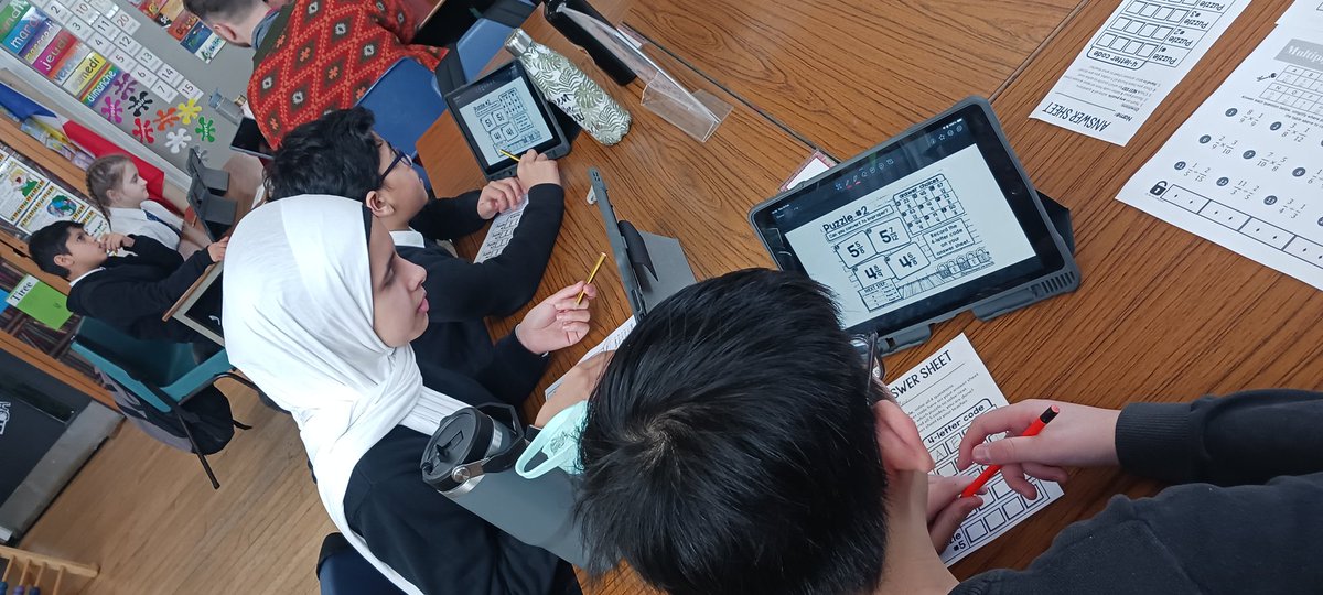 P7Lornestreet's tweet image. Developing our #fractions  skills using @glasgowcounts CPA strategies #numeracy @edscot_maths @MathsScot @EdISGlasgow