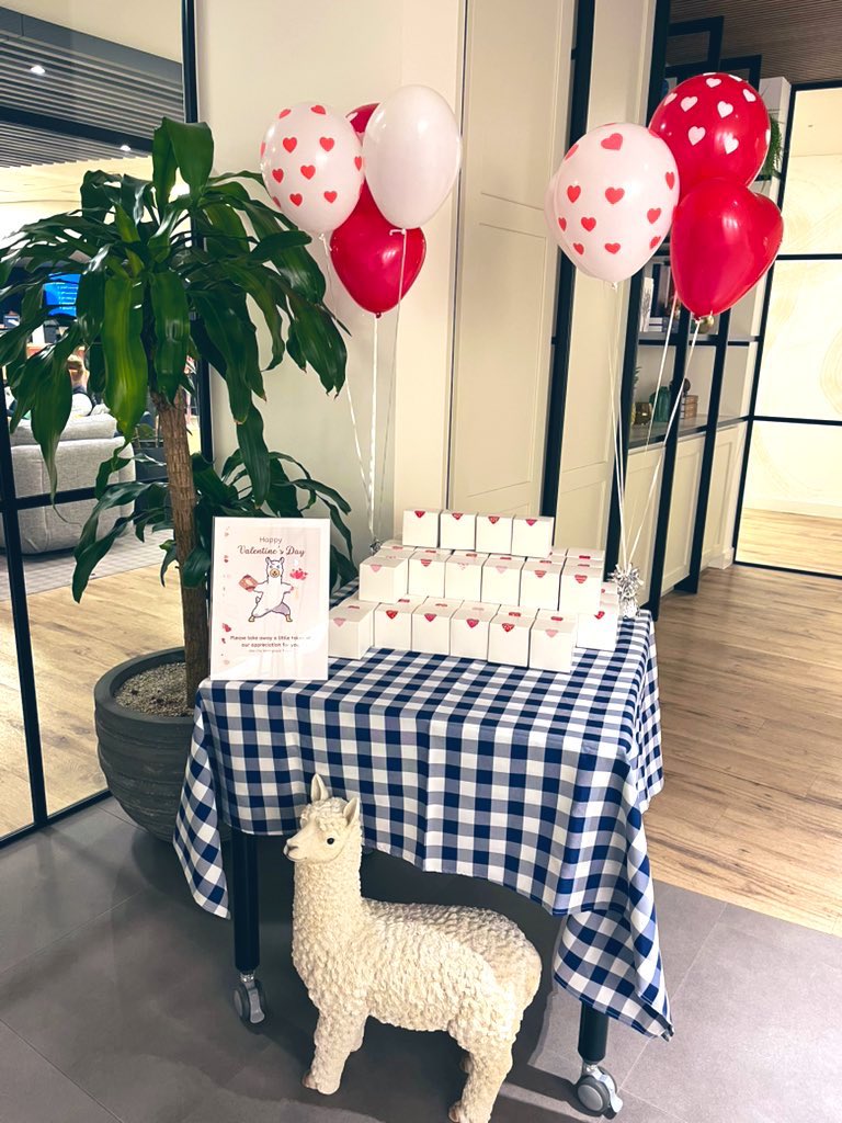 Stripe is our Valentine 💌🍋

<a href="/stripe/">Stripe</a> <a href="/lemonsqueezy/"></a> 💘