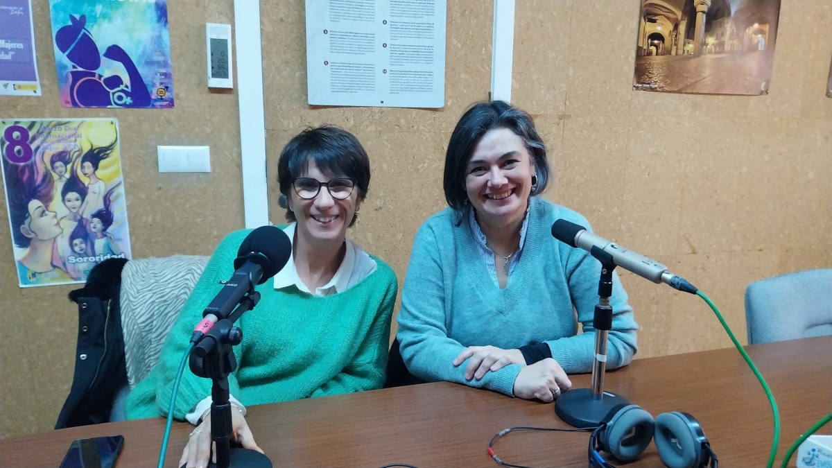 IesSuarez's tweet photo. Semana repleta de experiencias, aprendizaje y vivencias gracias a nuestra experta invitada Anna Marchegiani del I.C. Nicola Zingarelli - Bari, compartiendo metodologías, fomentado las lenguas y la cooperación.
@sepiegob #sepiegob @educacionEXT @EUErasmusPlus @Europarl_ES https://t.co/JOljmTlDYc