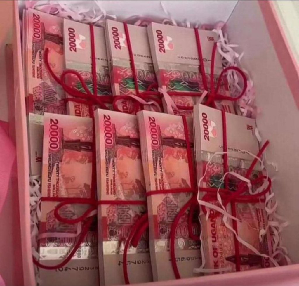 CatheyTweets's tweet image. Abawomela abaavu bagenda kuloga😂