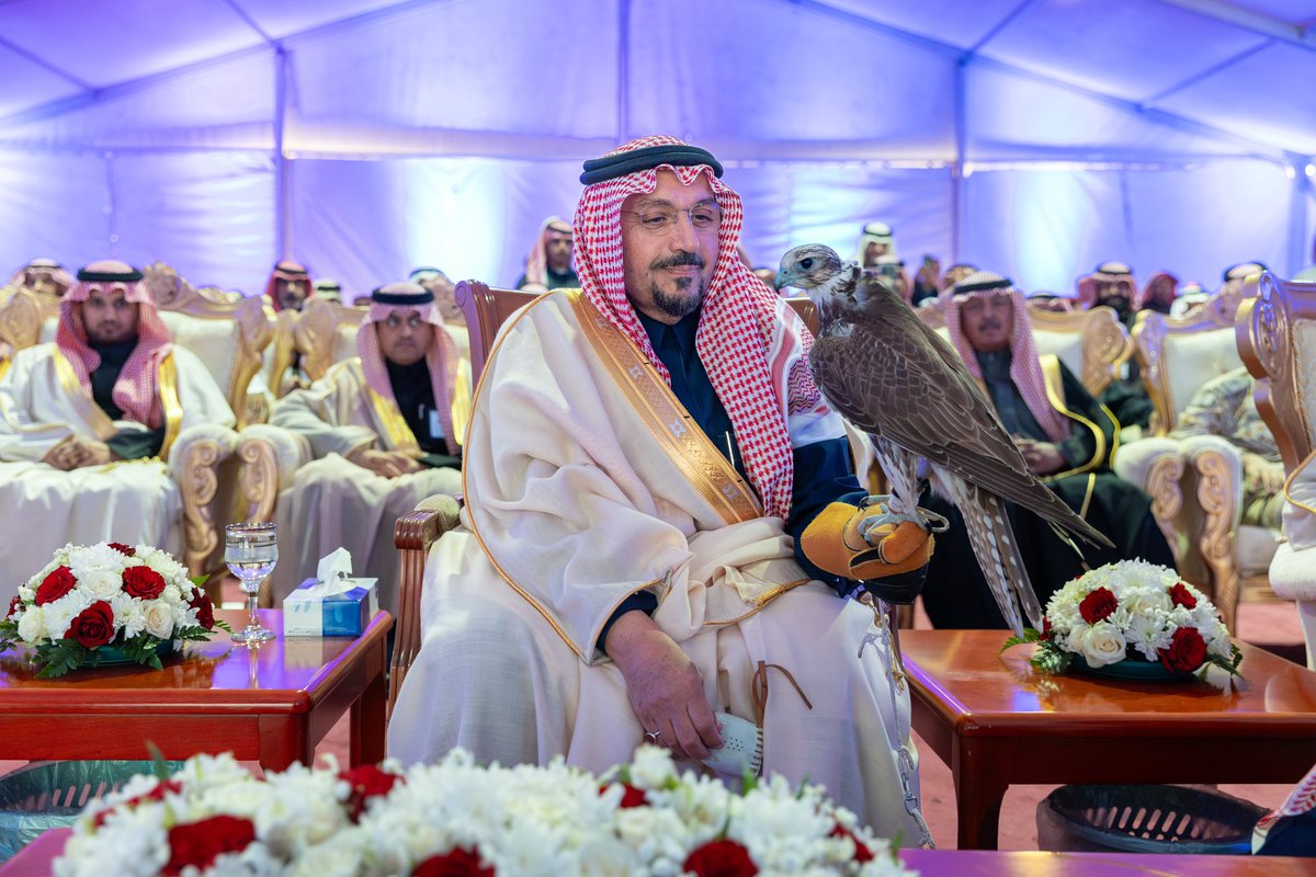 Speed__lite's tweet photo. #مهرجان_الصقور_بالقصيم #مهرجان_الصقور_بالاسياح https://t.co/28GakEyV7Z