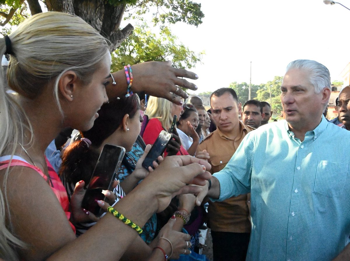 Hoy recorrimos varios municipios de La Habana. Visitamos empresas, instituciones sociales, entre ellas un hermoso Hogar para niños sin amparo familiar, y dos entidades del sector energético. En medio de muchas dificultades, se está trabajando duro, cada cual desde su trinchera.