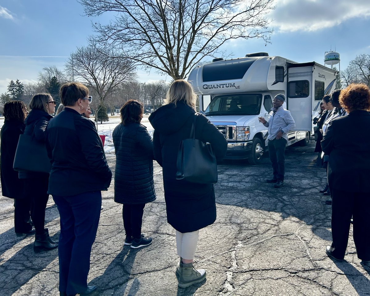 MDHHS_Director's tweet photo. Great to connect with partners, @publichealthOC and @EastersealsMORC this week on how they're working to meet the community’s behavioral health needs and addressing substance use disorder at the local level. https://t.co/pffFym5z8y