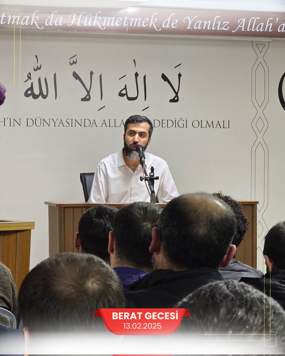 OncuNesilDer's tweet photo. "Berat Gecesi" vesilesiyle düzenlediğimiz programımızdan kareler...

#BeratKandili https://t.co/YmCb3hAnDU