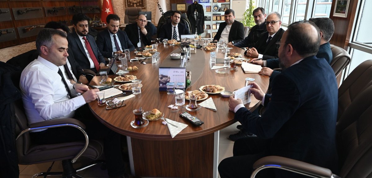 Cumhurbaşkanlığı Yatırım Ofisinin savunma sanayii odaklı Konya çalışma ziyaretinin ilk gününde Beyşehir, Huğlu ve Üzümlü’de firmalar ziyaret edildi.

Beyşehir Belediyesi ve Beyşehir OSB ile potansiyel yatırım alanları konusunda görüşmelerde bulunuldu.
<a href="/KalkinmaAjansGM/">Kalkınma Ajansları Genel Müdürlüğü</a> <a href="/Mevlana_ka/">MEVKA</a>