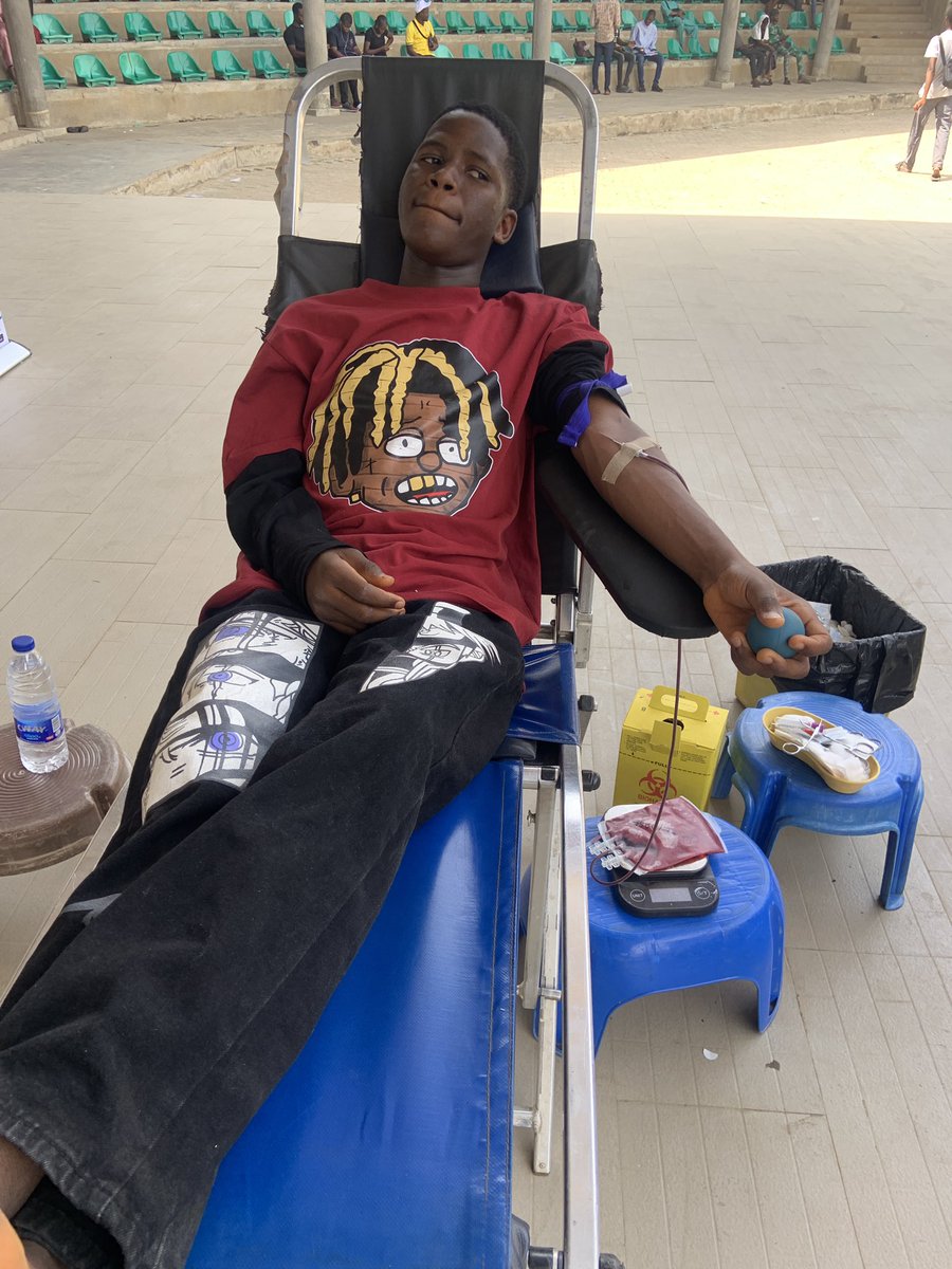 Blood donations are lifesaving, especially for individuals with sickle cell disease who frequently need transfusions. Every pint donated brings hope to those in need.  #SaveALife