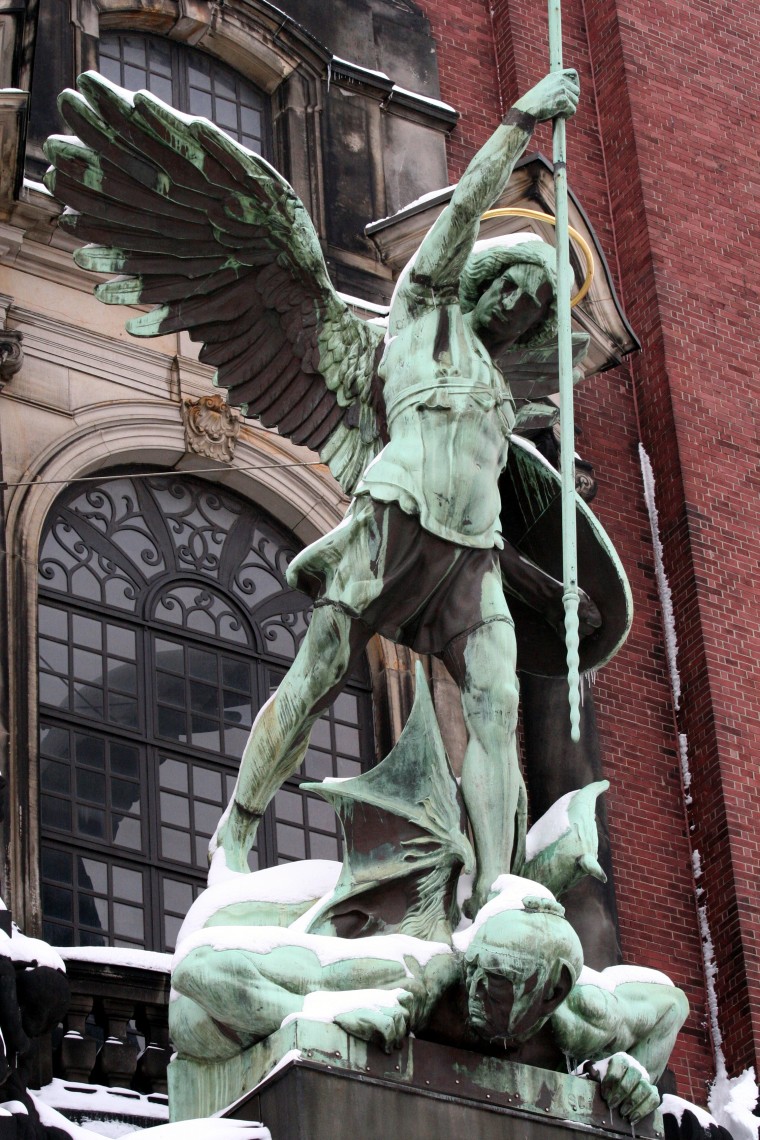 Over 100 years ago, Satan promised God he would destroy his Church if given enough time.

Terrified by his vision of this conversation, Pope Leo XIII penned the St. Michael Prayer as a shield against the darkness he foresaw. 

🧵Here's how this powerful plea came to be...