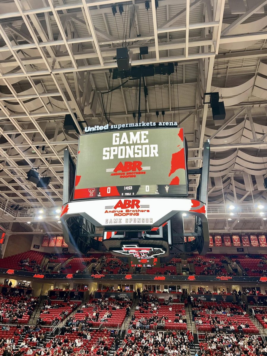 ABR_LBK's tweet photo. Last night's game was off the chain! We loved every second of sponsoring the 2OT game 🙌🏼 @TexasTechMBB https://t.co/Rn3DzfsCqz