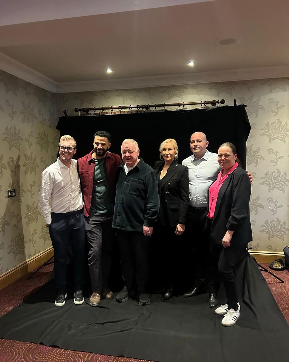 wxmscreenacting's tweet photo. Evening everyone! Hope you all are well! We had a fantastic night with the fantastic @LesDennis at Hotel Wrexham on 7th February! #nwaleshour https://t.co/xDTw1IYrFR