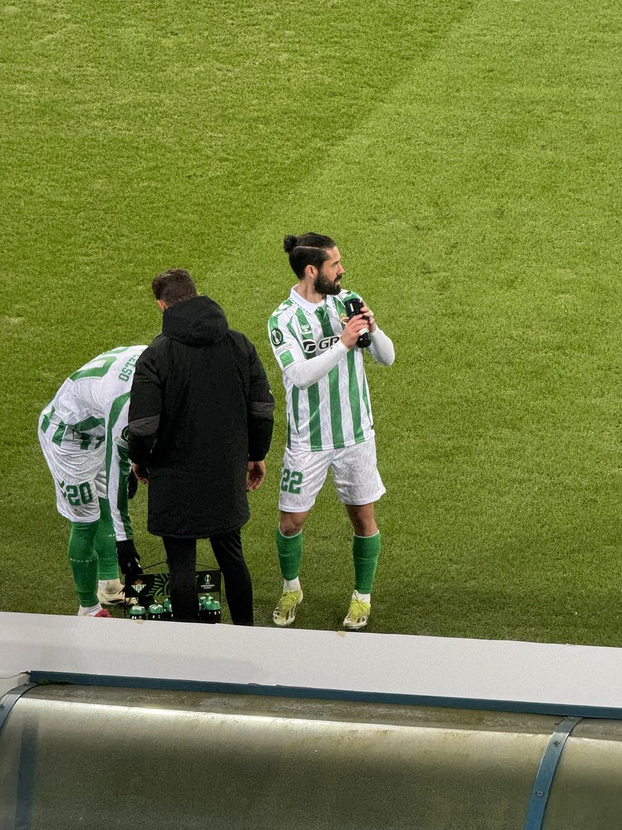 Michael Van Vaerenbergh tweet media