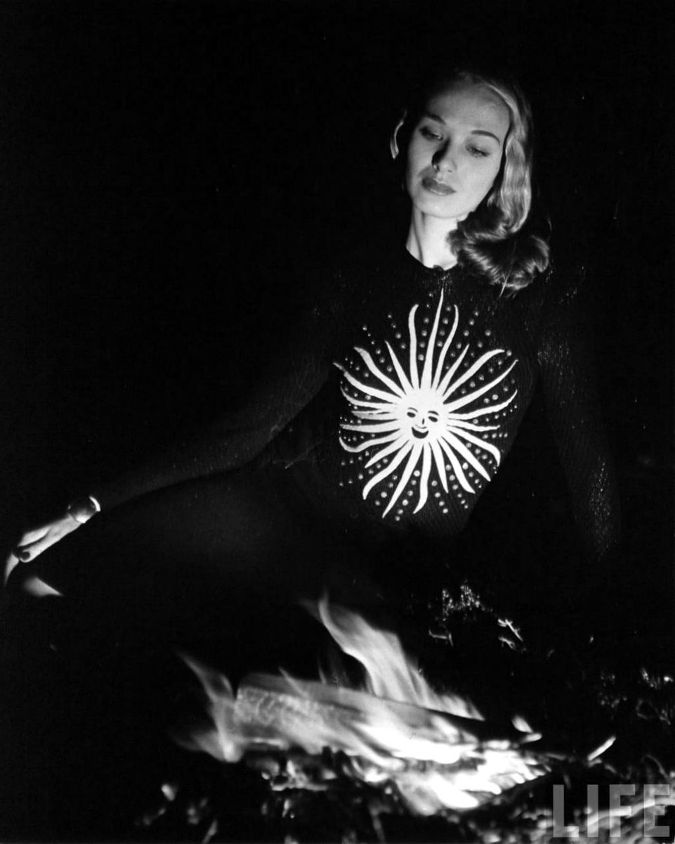 The sweaters that Susan Dannenberg made (by hand) in the 40s are like nothing else. Barbara Stanwyck was apparently one of her best customers. This sunburst design is my favorite.