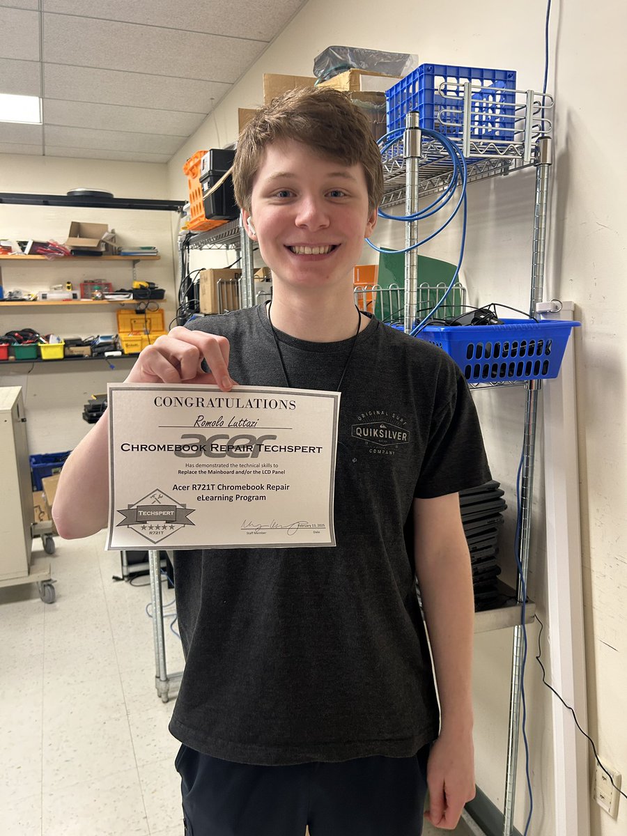 We have our first <a href="/Acer/">Acer</a> #Techspert in the house! DS Senior Romy L finished Acer’s eight hour online training and testing and is now a certified repair tech!