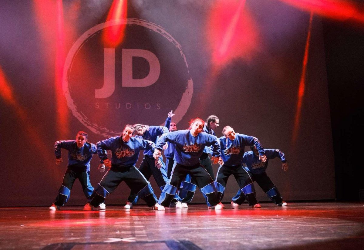 easterntimesnz's tweet image. The people behind Flow Academy of Motion Gym and JD Studios are thrilled to announce they’re teaming up to open at a new location in east Auckland🤸🎬🚀🏋️‍♂️  

#FlowAcademy #JDStudios #EastAuckland #FitnessAndFilm

Full story below:
buff.ly/3QjVcVQ