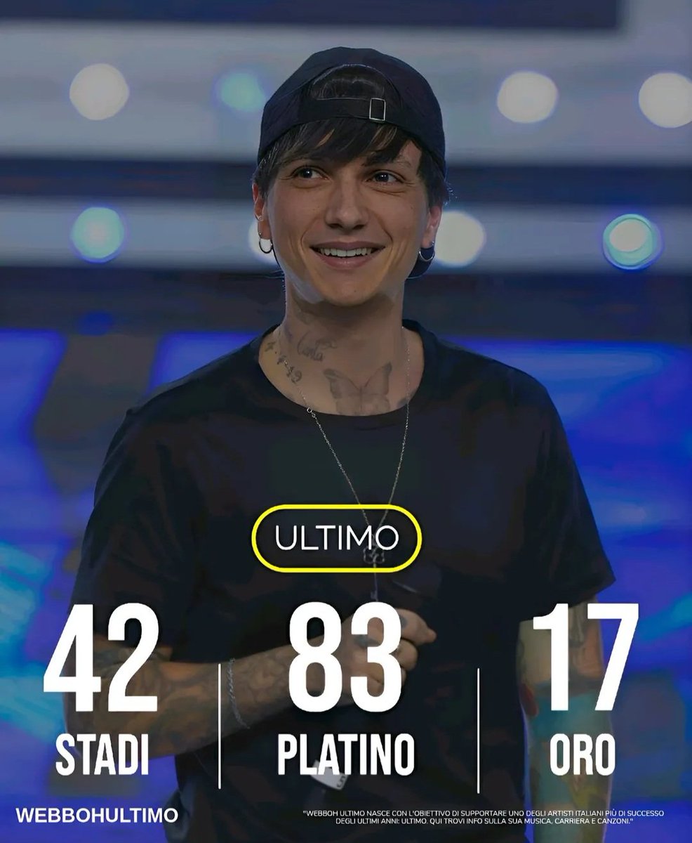 che paura vista questa foto e non me ne ero mai accorta ma quanti minchia di stadi ha fatto ODDIO LO STO REALIZZANDO ORA