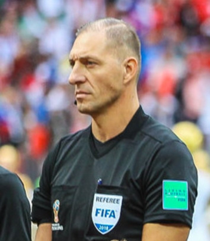 oscarluisblanc3's tweet photo. La CBF contrata a PITANA, RIZZI y RICCI, 3 arbitros mundialistas que suman 19 juegos , 2 de ellos finales .Aquí tenemos a BELIGOY, ZORATTI y CASTANY que nunca actuaron en un torneo importante  .BRASILEIRAO torneo serio que quiere corregir errores. https://t.co/FAevWr4bHZ