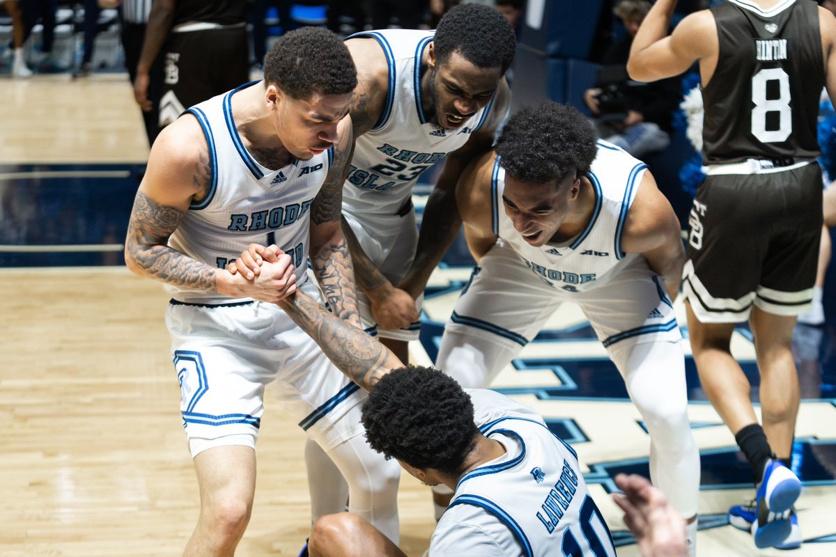 Archie_Miller's tweet image. Thanks to our students last night you guys were awesome. Let's do it again Saturday!