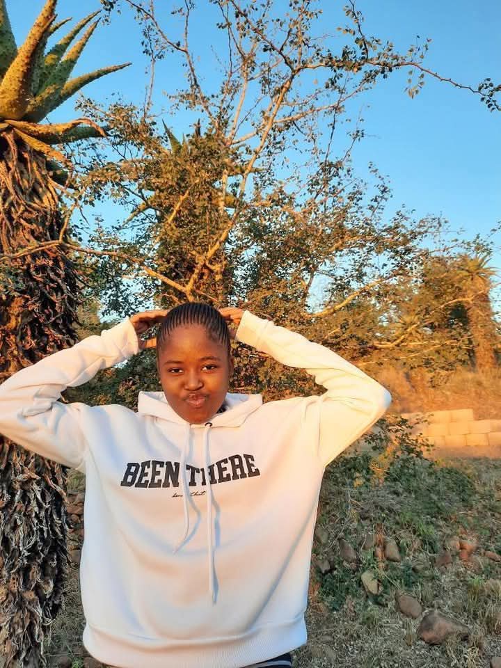 🚨 MISSING | Siyanda Mohammed

Left home Friday morning. Usually seen at The Vibe and taverns in Kashali. Siyanda is a schoolgirl with a young child at home.

📞 If you see her, please call:
- +26876679280
- +26879957736

🙏 Let's bring her home. #FindSiyanda #HelpUsFindHer