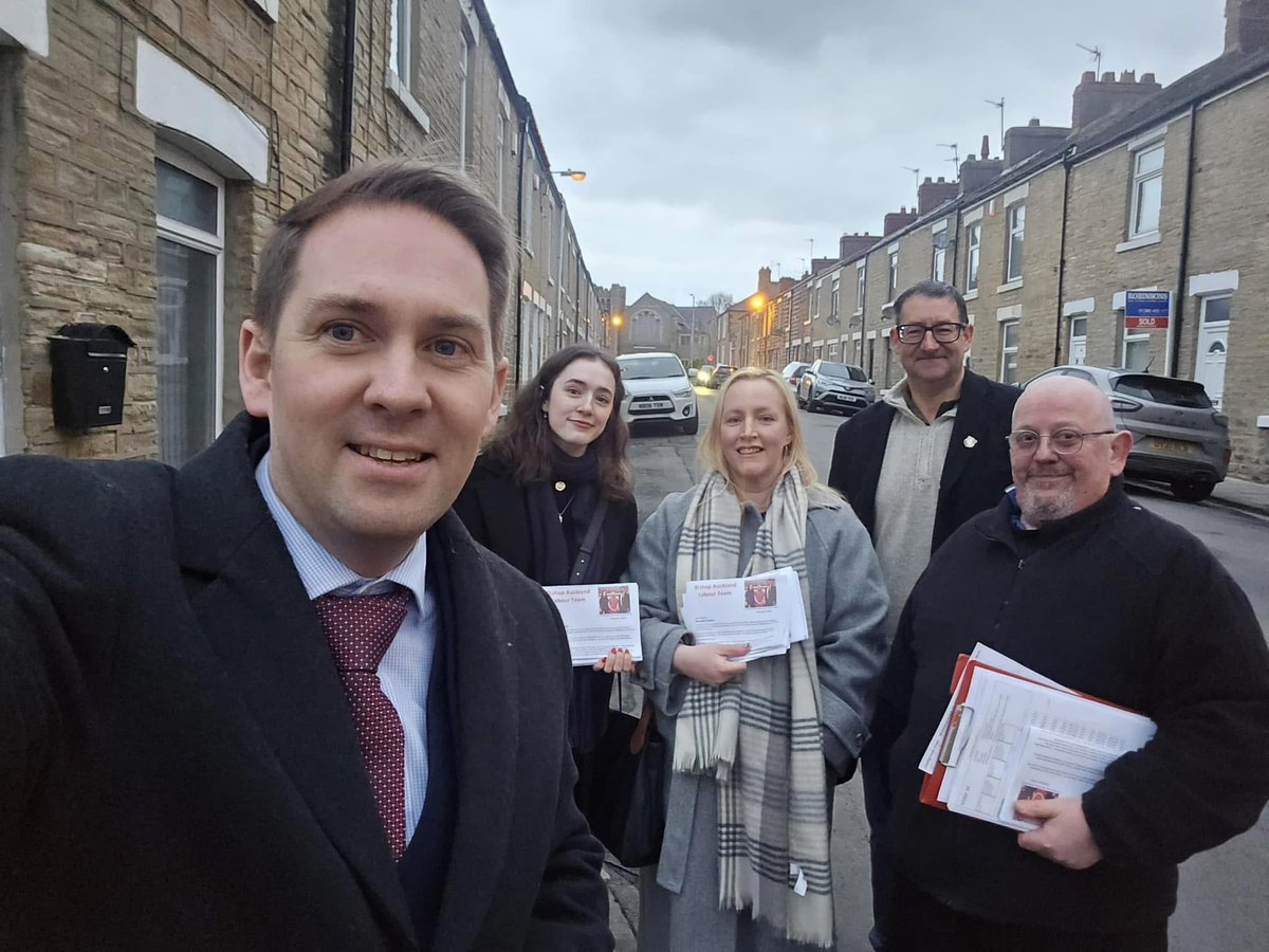KellyJoGuest's tweet photo. Thanks @SamJRushworth for your support on the doors today.

Great canvas in Bishop today

Back out tomorrow if anyone want to join us, please just drop me a message or look in Labour events https://t.co/cBluAmoInp