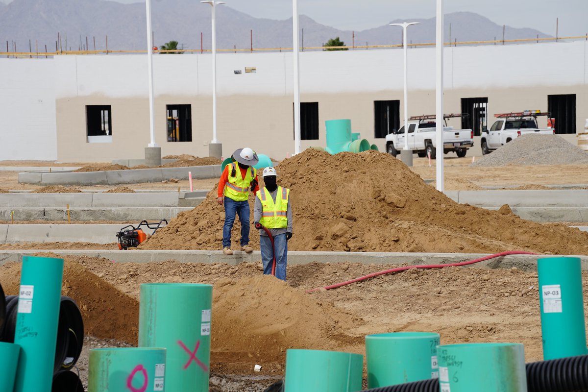 LibertyESD25's tweet photo. Construction Update: Things are moving quickly over at Loretta Zumbro Elementary School. The exterior walls and almost all of the roofs have been installed at all buildings. Lights and curbs are in place around the entire property. #LESD25 https://t.co/6UuJCJoThr