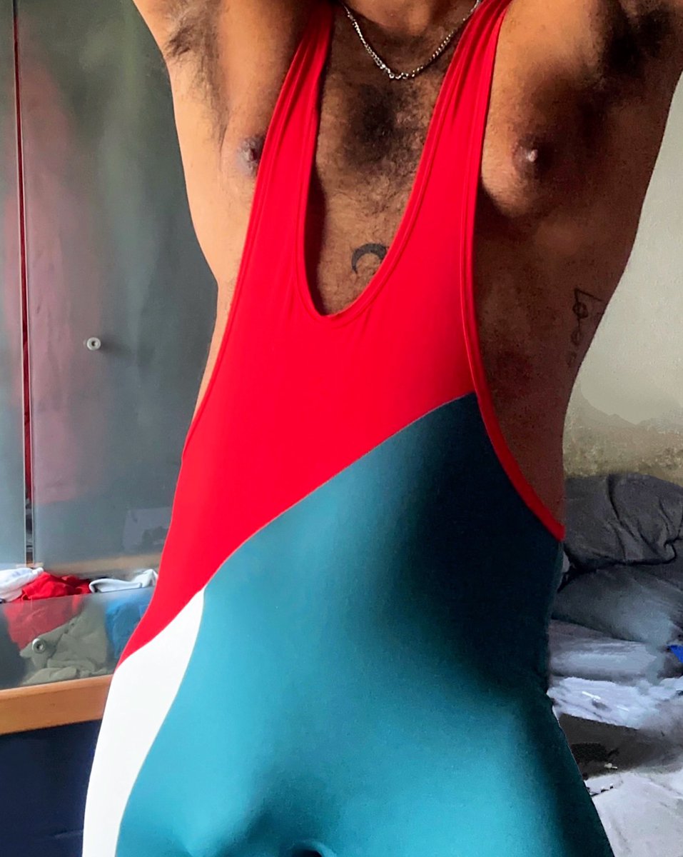 Ocalui's tweet image. And a singlet