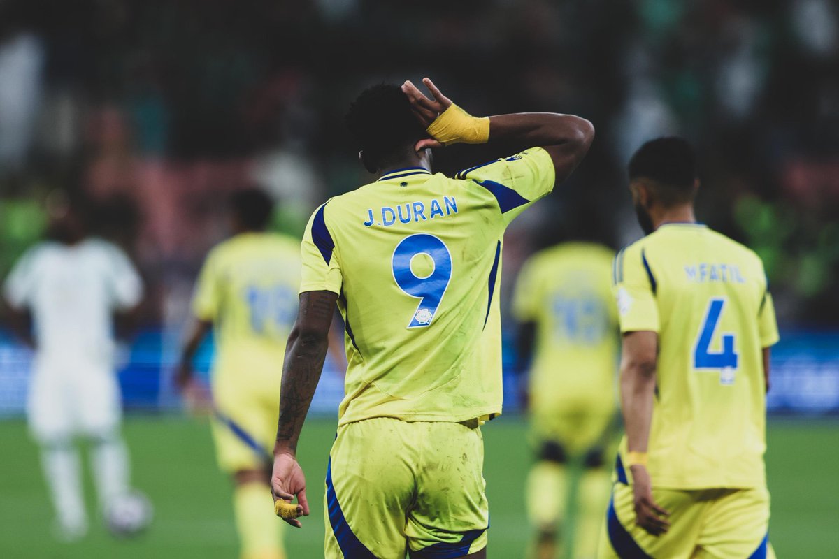 ليلة عالمية في حضرة دوران . . .ألف مبروك لجماهير الشمس ومنها للصدارة بإذن الله .
#النصر_الأهلي