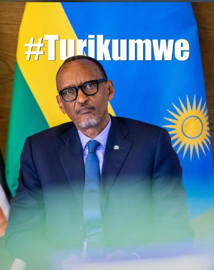 teachersam_1's tweet photo. Who is else with me with Our Father @PaulKagame ? https://t.co/dL4V4FEAs8