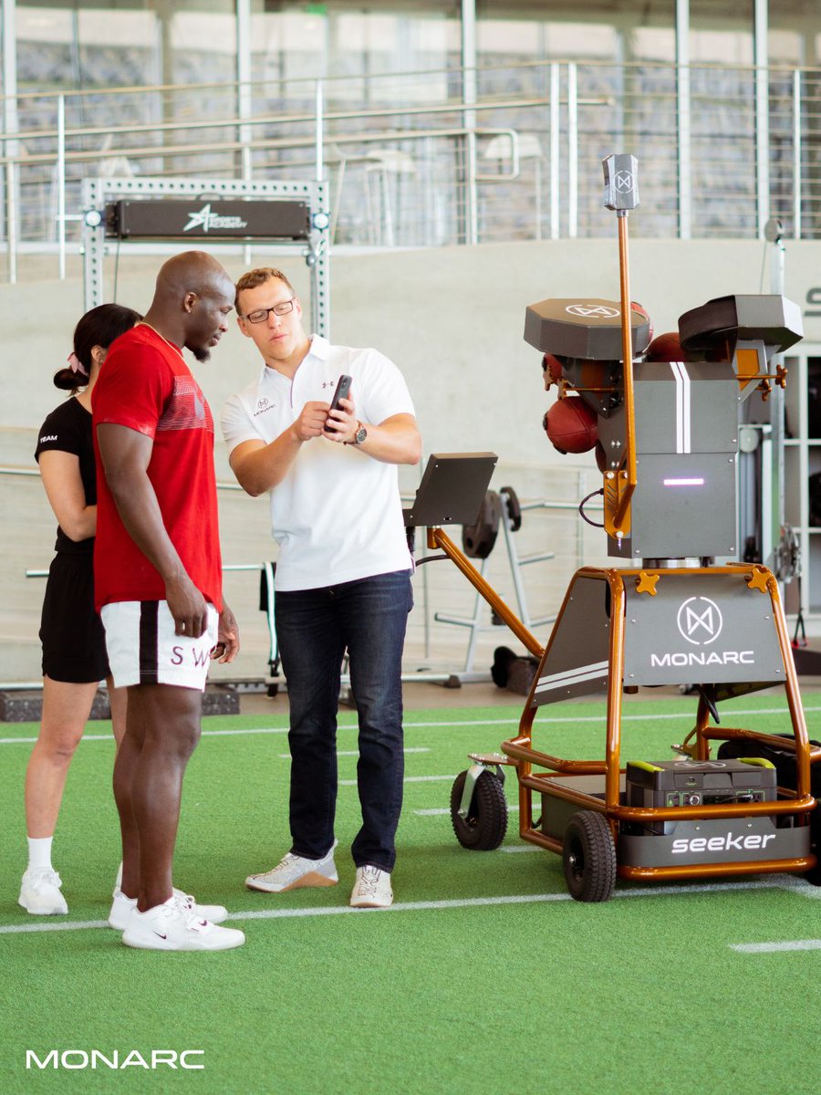 aarynkearney's tweet photo. 𝗥𝗼𝗮𝗱 𝗧𝗿𝗶𝗽! We are heading to North Carolina next week (Feb 17-21) to demo the Monarc at several colleges. Excited to get on-campus and work with all the coaches and staffs! 🏈🤖 🎯

#MonarcMovement https://t.co/9xIsgTvcUD