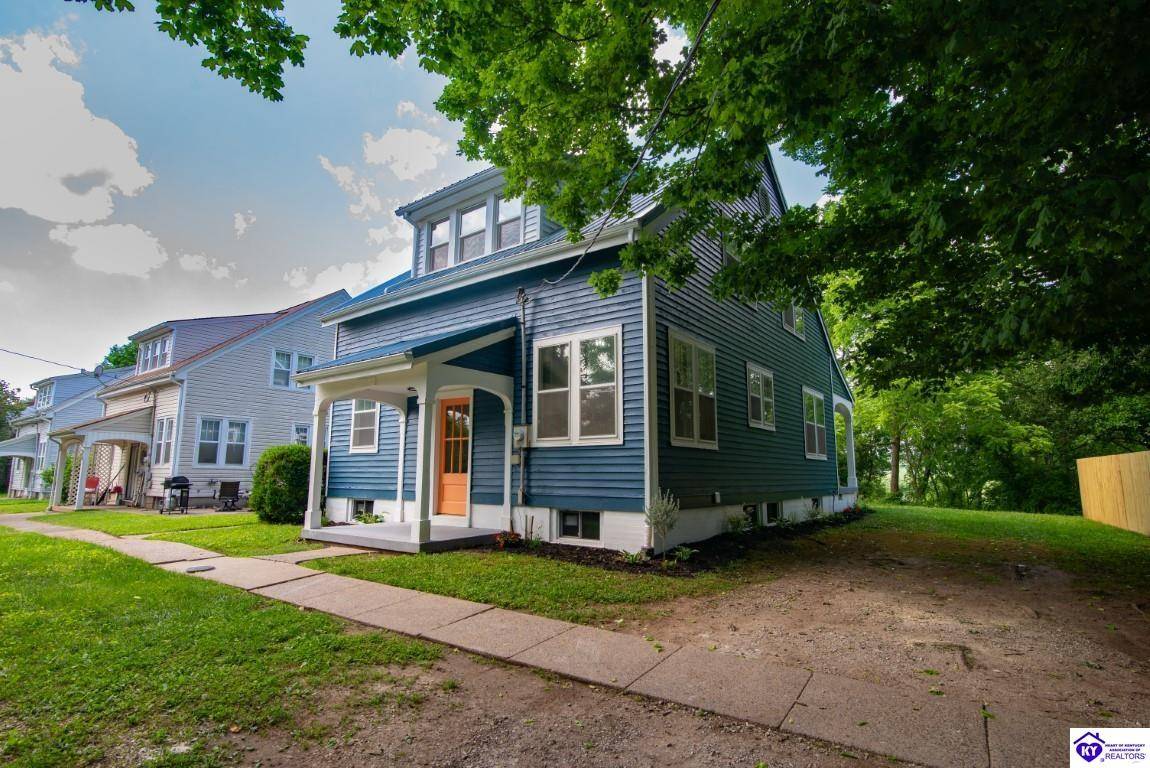 closing_ky's tweet photo. New Listing Price: $229,000
80 Water Tower Lane, Hardinsburg, KY 40173 is a fantastic property with 4 bedrooms and 2.0 bathrooms.
See more here: https://t.co/zaZC91zrCC https://t.co/N1Slxrmqw9