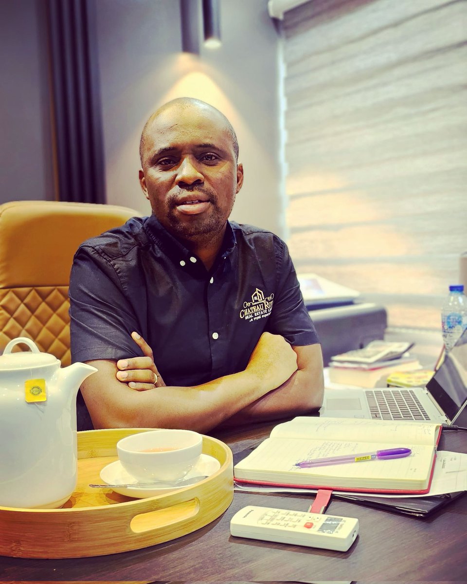 tobiosonuga01's tweet photo. "With great power comes great responsibility."
Keep Grinding 🌎⏲️👣 https://t.co/yIB73Mb3Q4
