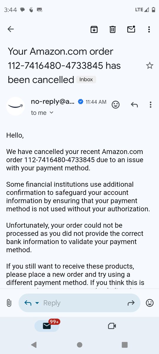 stylechic360's tweet photo. @AmazonHelp Can you explain the discrepancy my bank says it was approved! Your email says otherwise, why so? https://t.co/BgWUWSCNGG