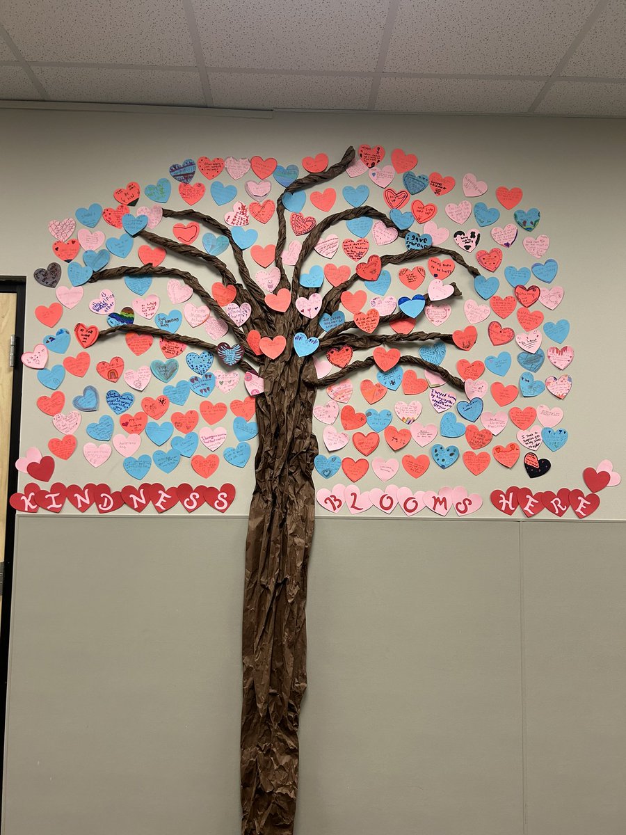 teacherglam's tweet photo. Kindness Week 2025 @BangElementary @CFISDCounseling Students wrote an act of kindness they would give for our Kindness Tree. https://t.co/eJDbGvNmc8
