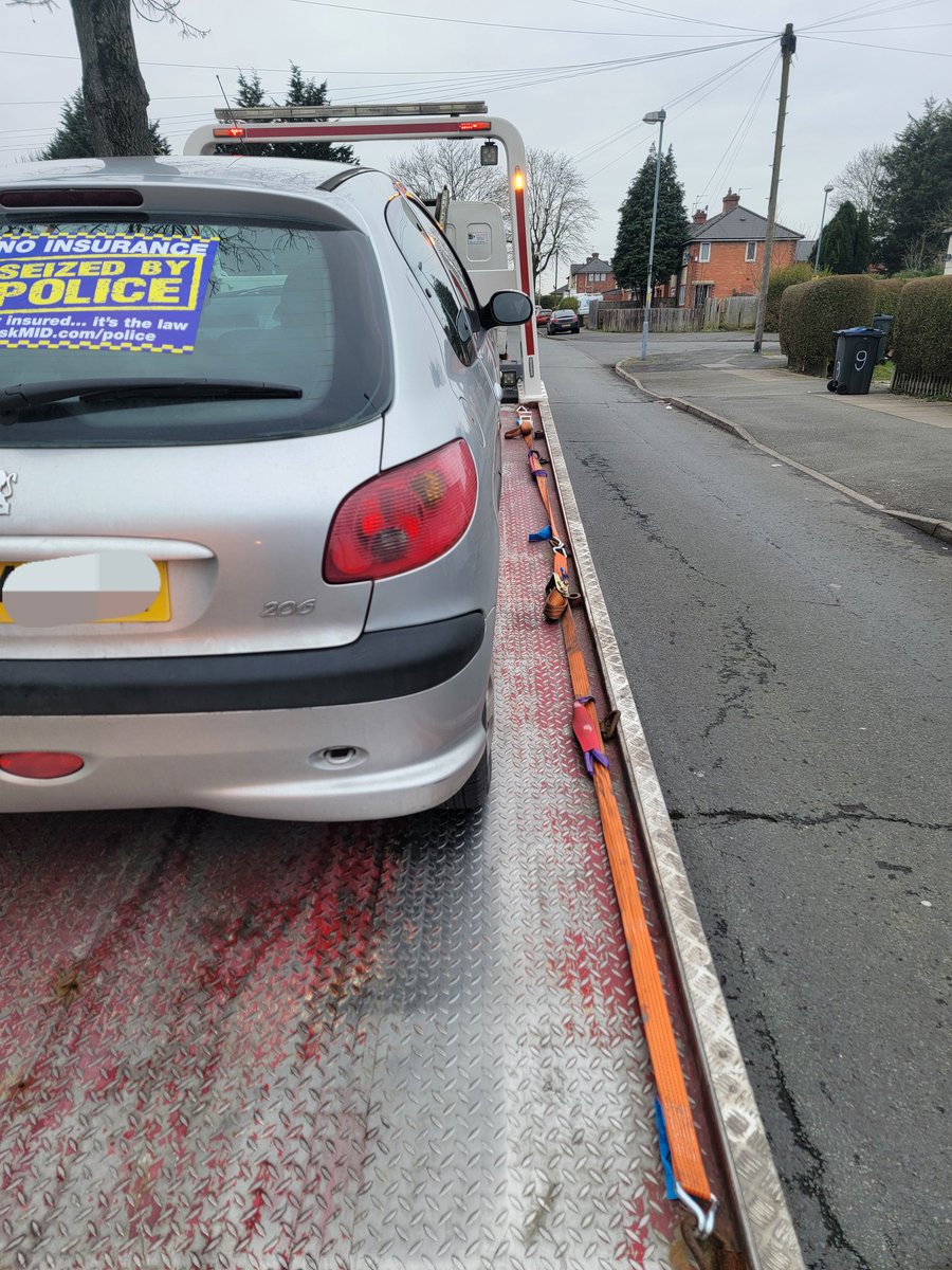 Trafficwmp's tweet image. #RHPT #247INTERCEPTORS targeting uninsured vehicles today #opscalis 
15 vehicles recovered today, arrest of a wanted male for immigration offences and an arrest for a male wanted for a serious assault 
@DriveInsured