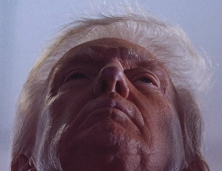 تطوّر مثير في أمريكا!

كشف "أكسيوس" أن 145 نائبا من الحزب الديمقراطي (من أصل 215)، وقّعوا خطابا موجّها إلى ترامب يطالبونه فيه بالتراجع عن  تعليقاته "الخطيرة" بشأن السيطرة على قطاع غزة.

تمرّد لافت على سطوة الصهاينة رغم أن الأمر خلافي بينهم.

غزة تمسك بخناق العالم!

إنه "الطوفان"!