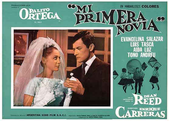 En el mes de los enamorados, recordamos "Mi primera novia": una película icónica del cine argentino. Una joya del cine popular, con canciones eternas de la que pronto tendremos novedades... ¡Queden atentos que se viene un relanzamiento espectacular!