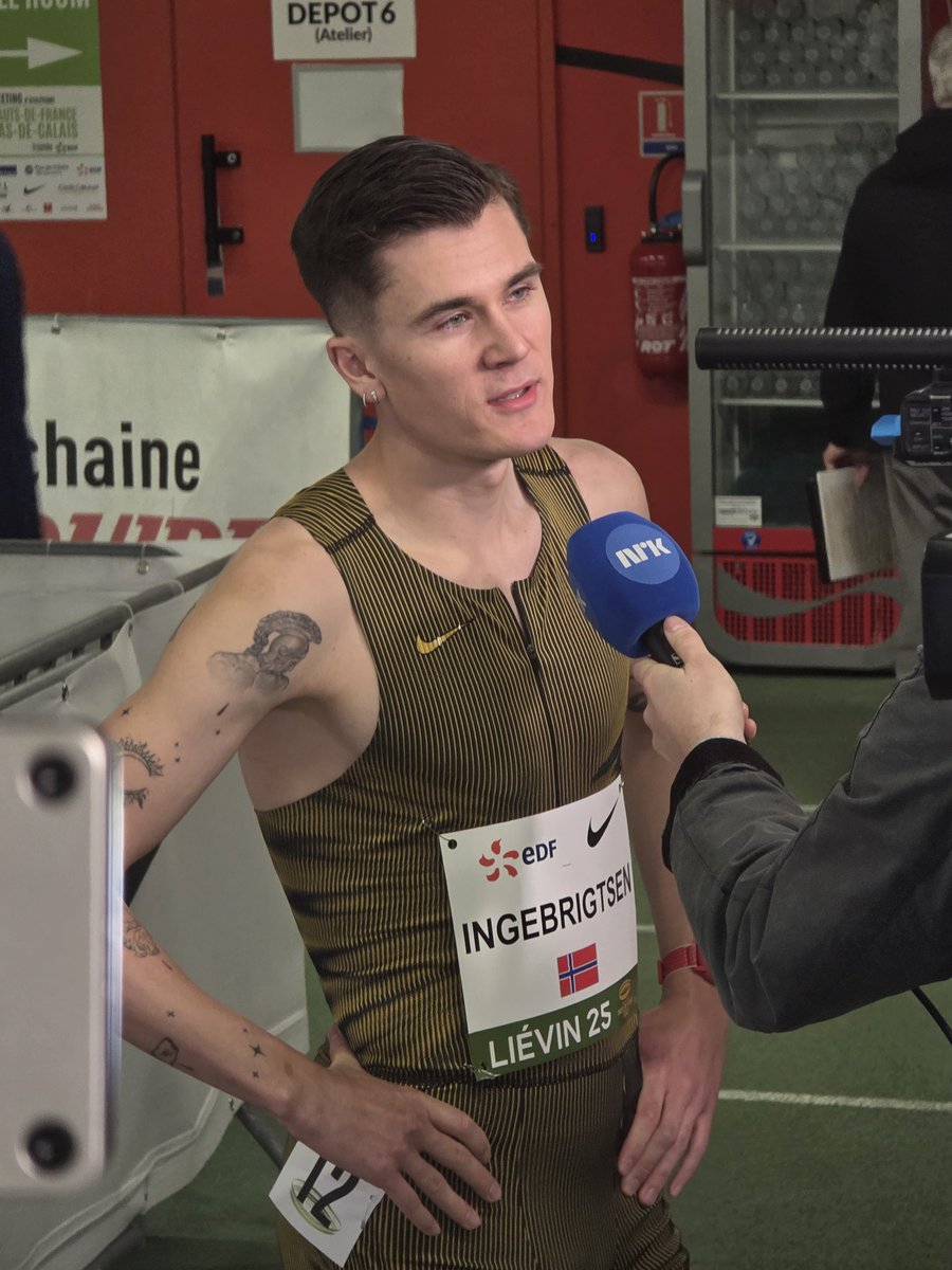 Meeting Hauts-de-France Pas-de-Calais (@meeting_lievin) on Twitter photo Meilleure performance de tous les temps sur le Mile pour J. #Ingebrigtsen : 3'45"14 et record du monde du 1500m au passage en 3'29"63 <a href="/WorldAthletics/">World Athletics</a> #WorldIndoorTour #gold 💫 <a href="/LigueHDFA/">Ligue Hauts-de-France Athlétisme</a> Meilleure performance de tous les temps sur le Mile pour J. #Ingebrigtsen : 3'45"14 et record du monde du 1500m au passage en 3'29"63 <a href="/WorldAthletics/">World Athletics</a> #WorldIndoorTour #gold 💫 <a href="/LigueHDFA/">Ligue Hauts-de-France Athlétisme</a>