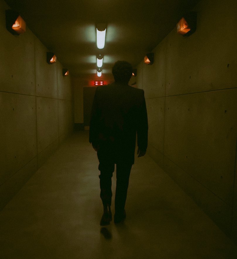 TheWeeknd00XO's tweet photo. Voices that tell me that I should carry on… https://t.co/2dWrkLsuHo