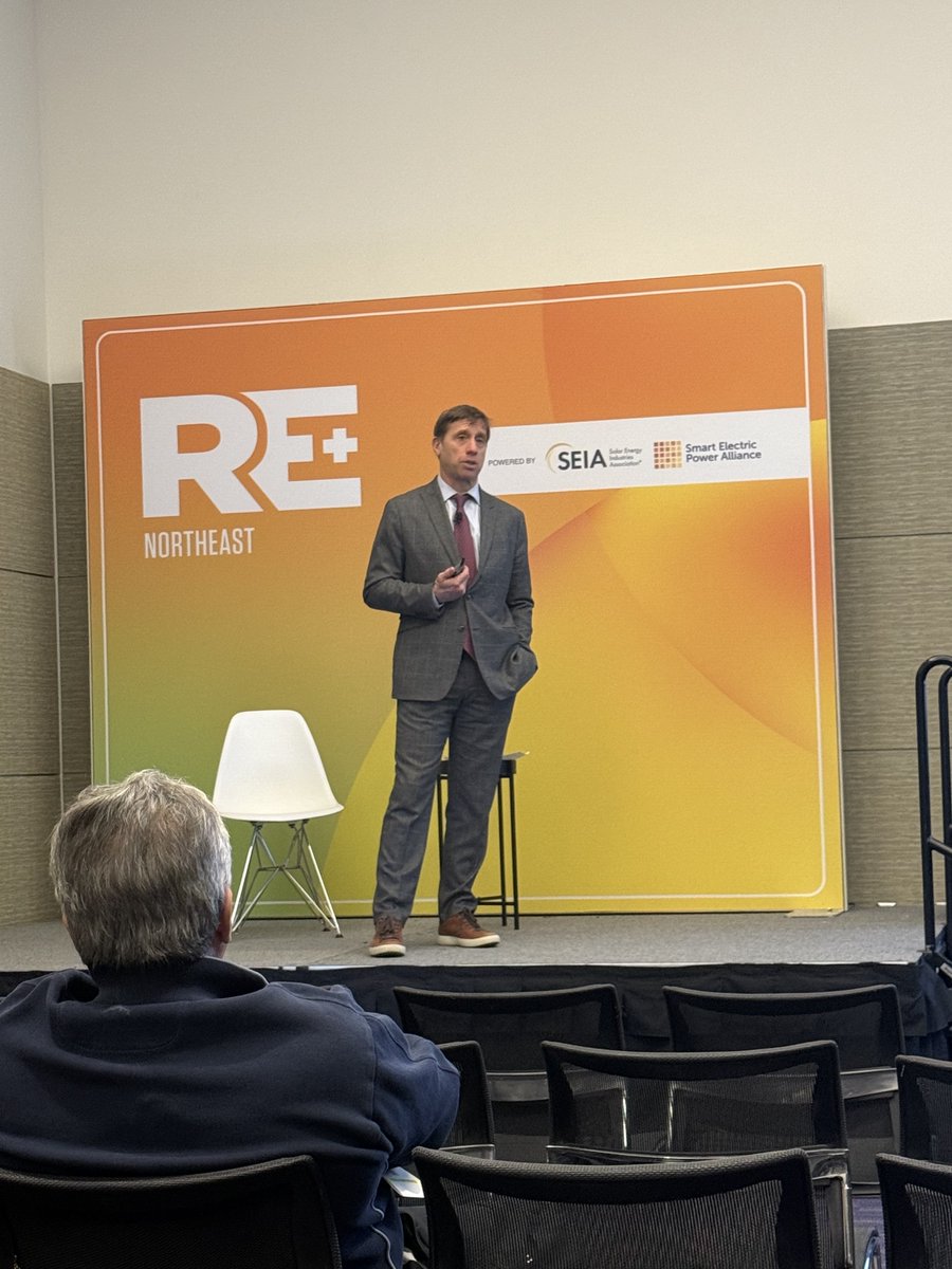 Was fortunate to be invited to give the VT Briefing at #REPlusNE. Great event, great people &amp; left with hope for a renewable energy future

Here's my presentation: revermont.org/wp-content/upl…