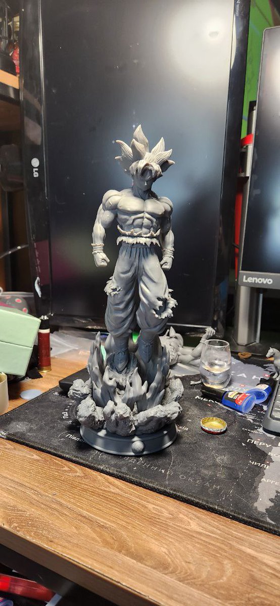 OlehIbrahimov's tweet photo. Ready to put some colors on my 3d printed $GOKU present. 

LFG, Moon is calling!

@SaiyanOnSolana https://t.co/7YzdFPG8sC