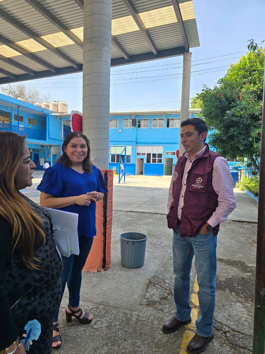 RcoRdovaIzta's tweet photo. Seguimos realizando recorridos en escuelas primarias que se encuentran dentro de la periferia de la Territorial Aculco. Para la administración de nuestra alcaldesa @ALEIDAALAVEZ  es primordial que las y los niños tengan espacios educativos en óptimas condiciones para un mejor aprendizaje. 

#IztapalapaOrgulloDeLaTransformación #Iztapalapa #Gobierno #TerritorialAculco #escuela #aprendizaje #futuro