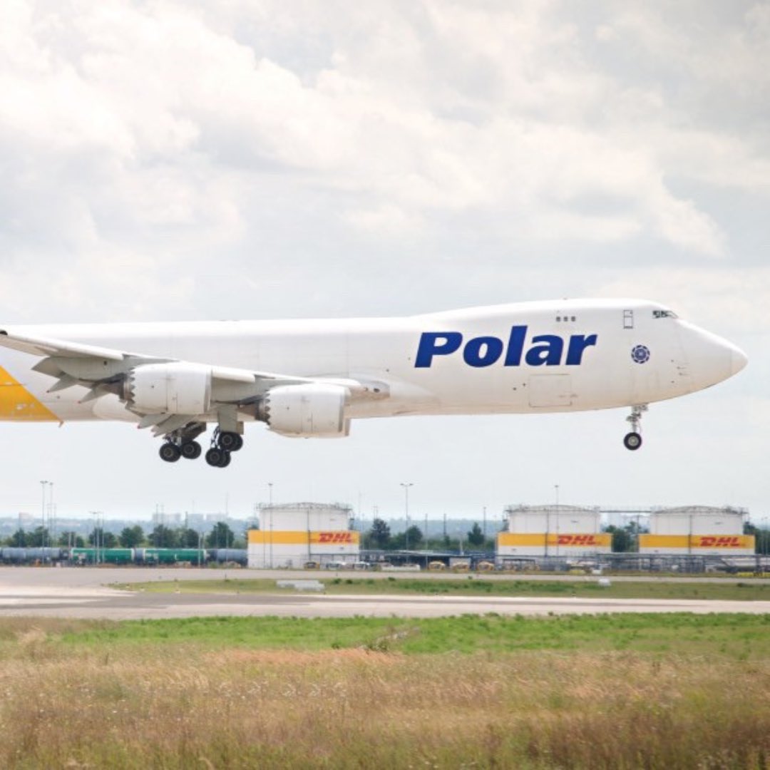 📍LEJ
📸 (IG) avgeeklej_till 
•
#MakingConnections #PolarAirCargo #PolarPlaneSpotting #planespotter #avgeek #aviation #airplane #aviationlovers #planespotting