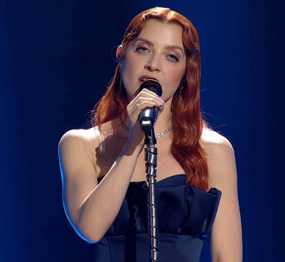 aamourplastiqve's tweet photo. non ci sono parole per descrivere Noemi💙

#Sanremo2025 https://t.co/MJYEpK7NaM