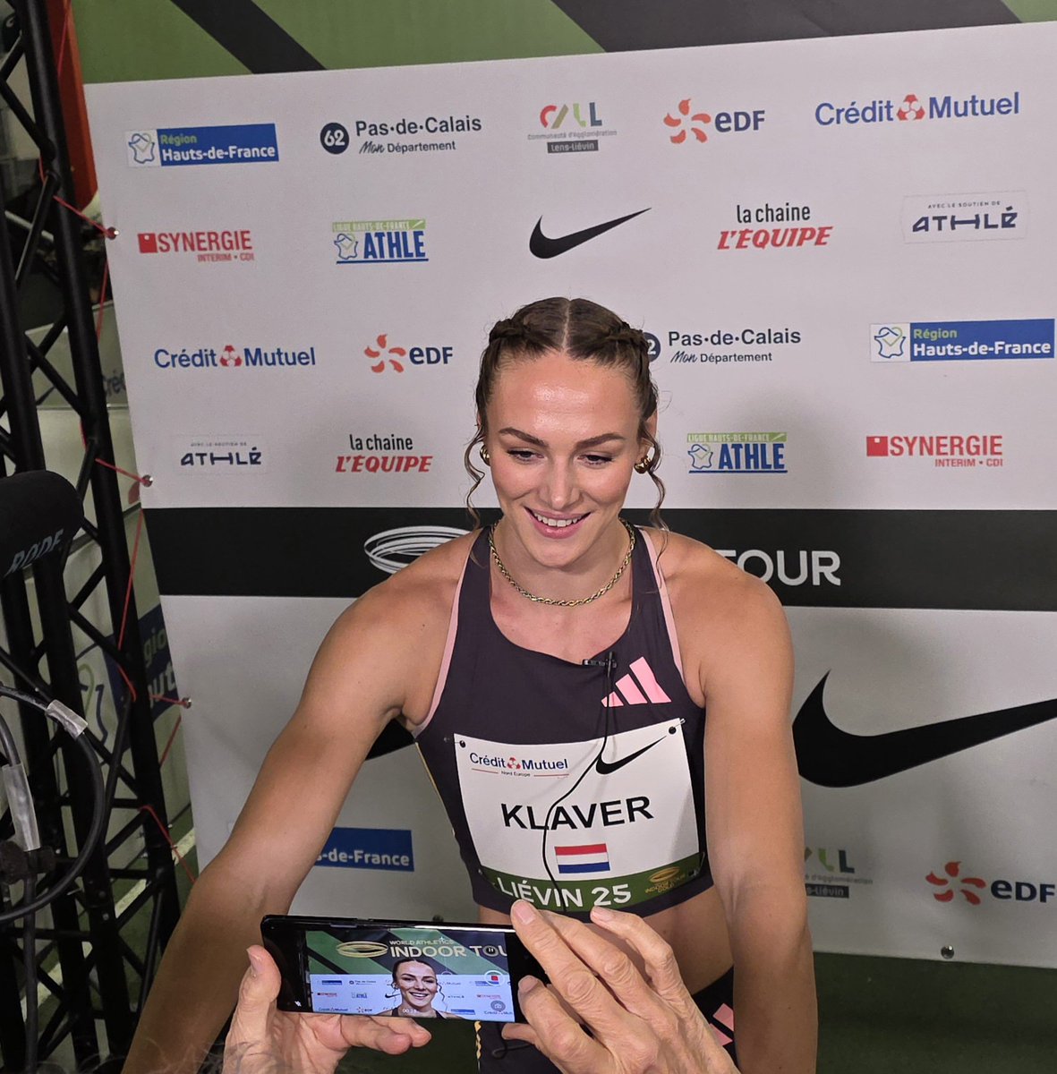 Meeting Hauts-de-France Pas-de-Calais (@meeting_lievin) on Twitter photo Nouvelle meilleure performance mondiale de l année pour la néerlandaise Lieke #Klaver qui réalise un chrono de 50"76 sur le 400m <a href="/WorldAthletics/">World Athletics</a> #WorldIndoorTour #gold 💫
<a href="/LigueHDFA/">Ligue Hauts-de-France Athlétisme</a> Nouvelle meilleure performance mondiale de l année pour la néerlandaise Lieke #Klaver qui réalise un chrono de 50"76 sur le 400m <a href="/WorldAthletics/">World Athletics</a> #WorldIndoorTour #gold 💫
<a href="/LigueHDFA/">Ligue Hauts-de-France Athlétisme</a>