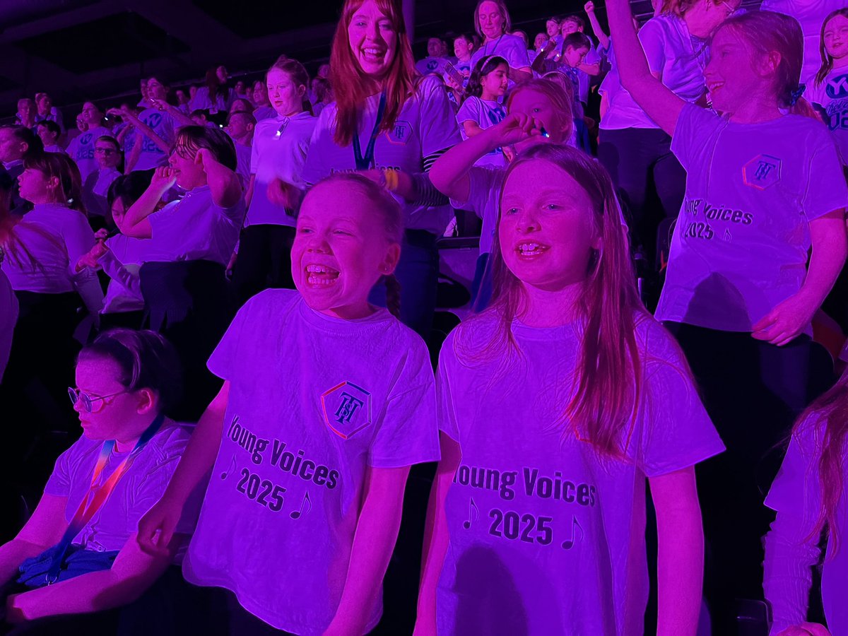 TH_Year6's tweet image. What a magical evening! @TangHallPrimary @YVconcerts @TH_Year5 @TH_Year4