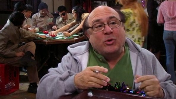 SmokeyLisa tweet media