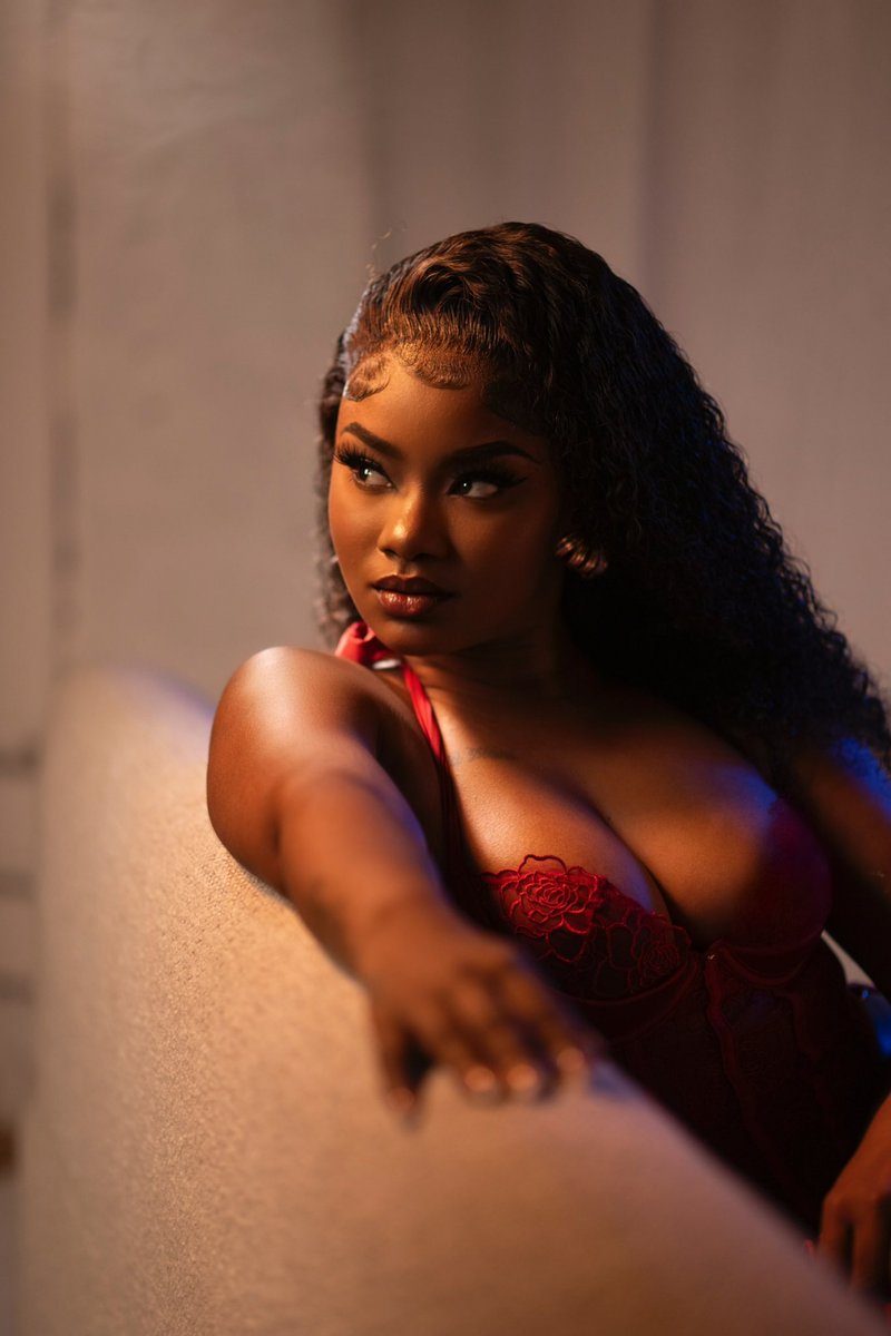 “Love isn’t just a feeling, it’s a force that transforms everything in its path. Hope this transforms your day today “ ❤️❤️❤️ #loveseason #valentinesday