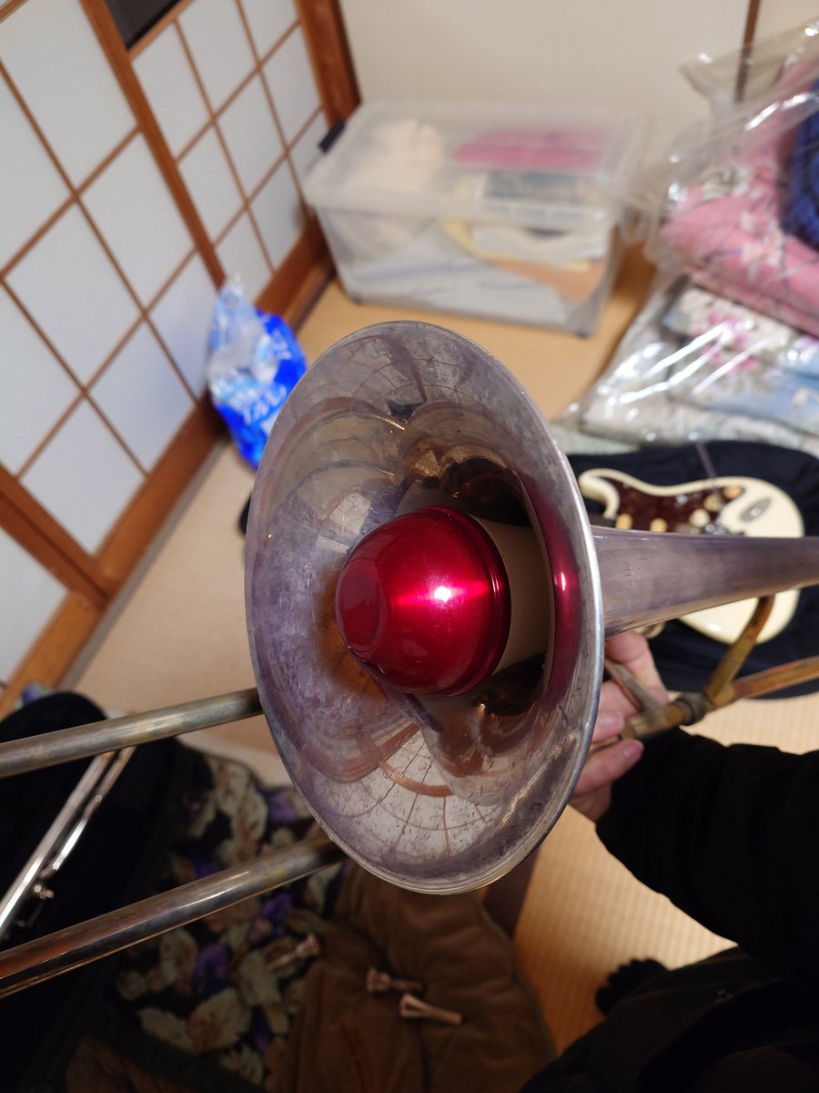 ピクシーストレートをプラクティスミュート代わりにする暴挙。