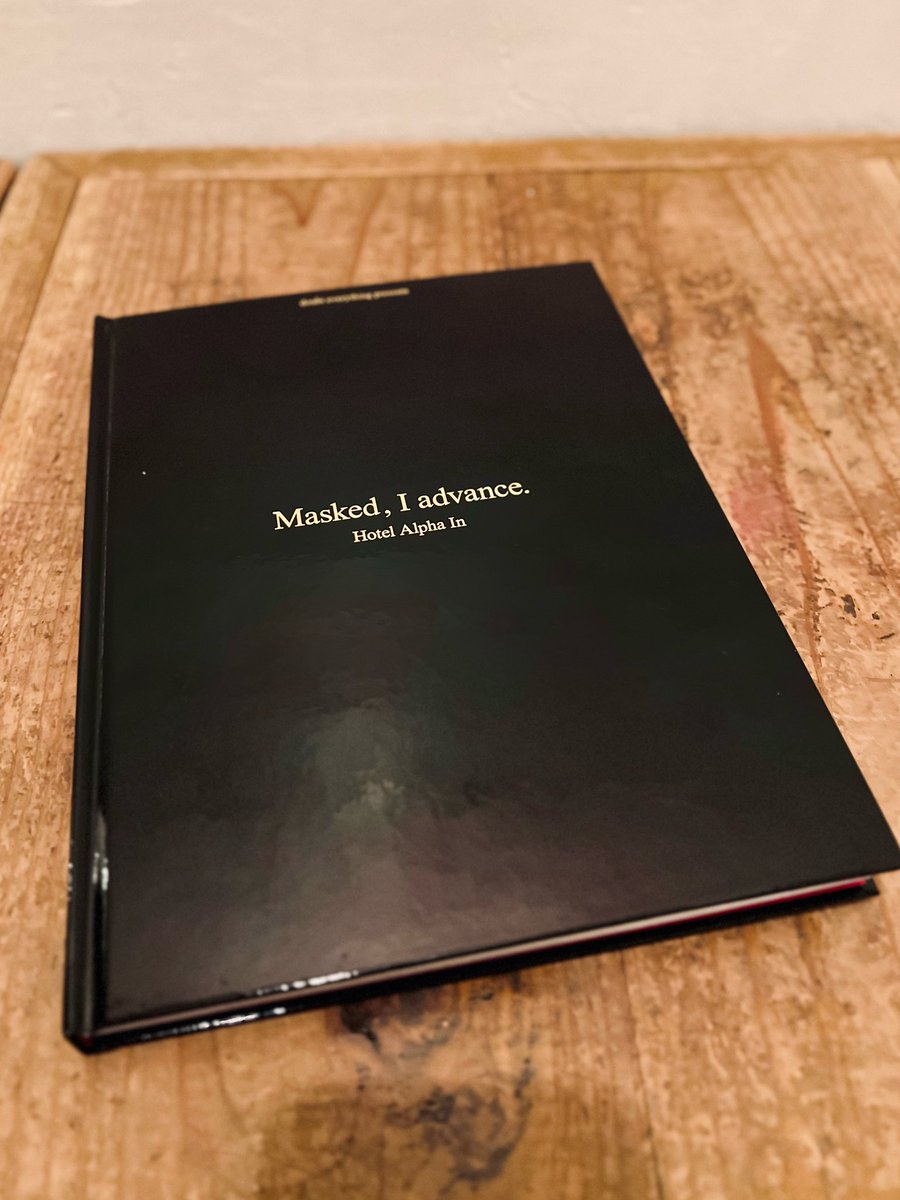 星男1日ママDAY、皆さんありがと〜(^^)
写真、殆ど撮ってなかった〜！
昨日の私のミッションはDETZさんと宗くんの再会。そしたら柳下さんとも久々の再会だったみたいでよかったよかった〜！
DETZさんがプロデュースした『Masked,I advance.Hotel Alpha In』、とても濃ゆく素敵な一冊なので皆さん是非★