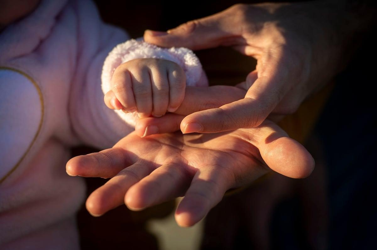 El Supremo niega el régimen de visitas a una madre que no fue capaz de cuidar a su hijo: “fue un niño no deseado” elpais.com/economia/mis-d…